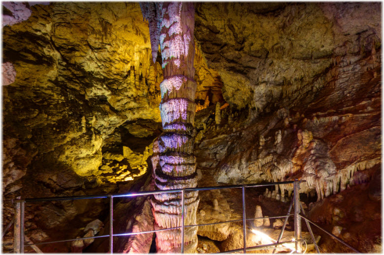 фото Азишской пещеры