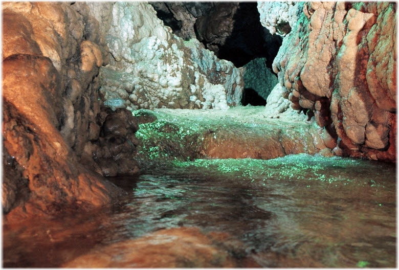 подземный ручей
