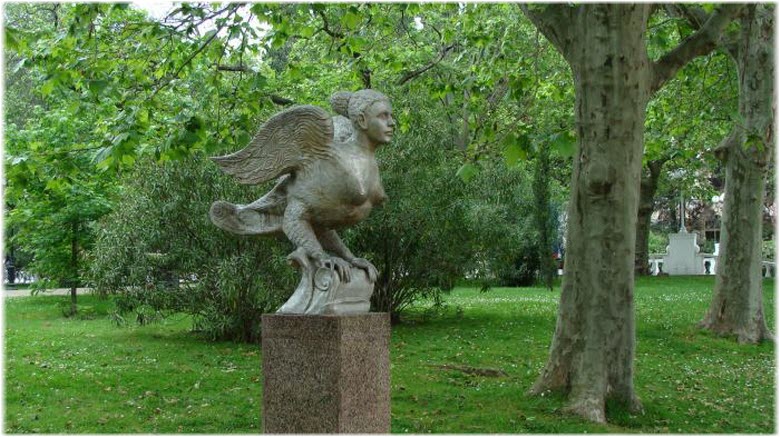 скульптура Птица Сирин