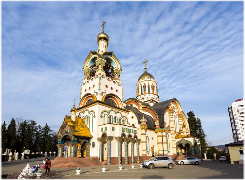 фото Свято-Владимировской церкви в Сочи