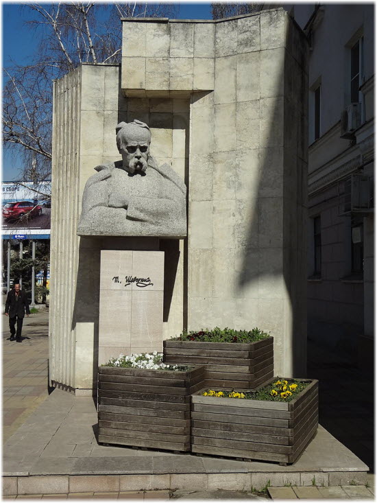 фото памятника Шевченко