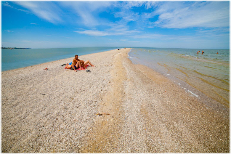 Отдых на Павло-Очаковской косе. Пляжи. Фото - ЮгаРФ